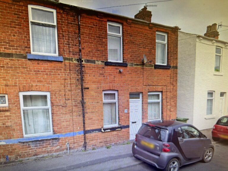 Ewart Street, Scarborough