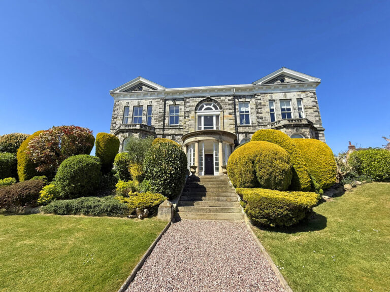 Hall Park Close, Scalby