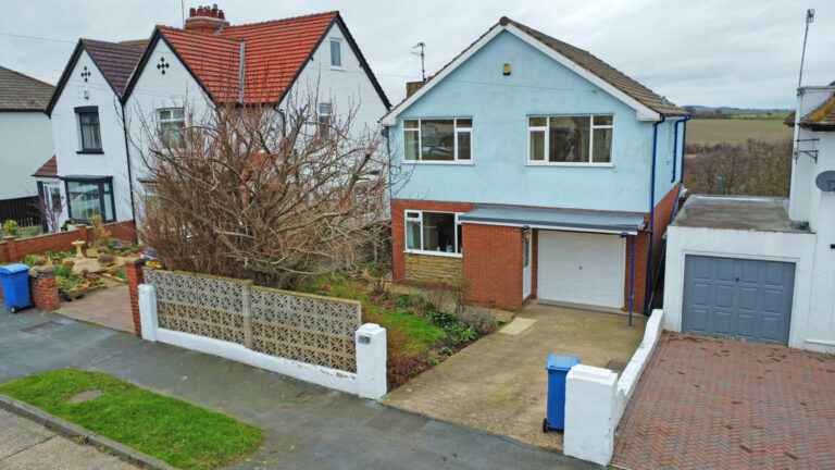 Scholes Park Road, Scarborough