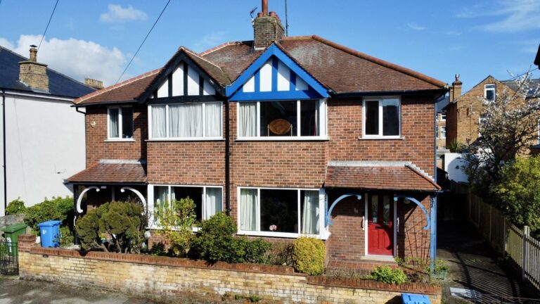 Oak Road, Scarborough