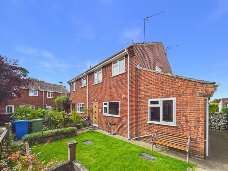 Queens Court, Cayton, Scarborough